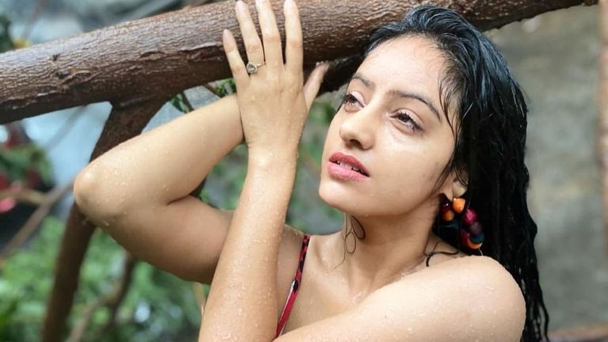 Actress Deepika Singh recently shared a video and pictures of herself dancing on the Mumbai streets during Cyclone Tauktae.