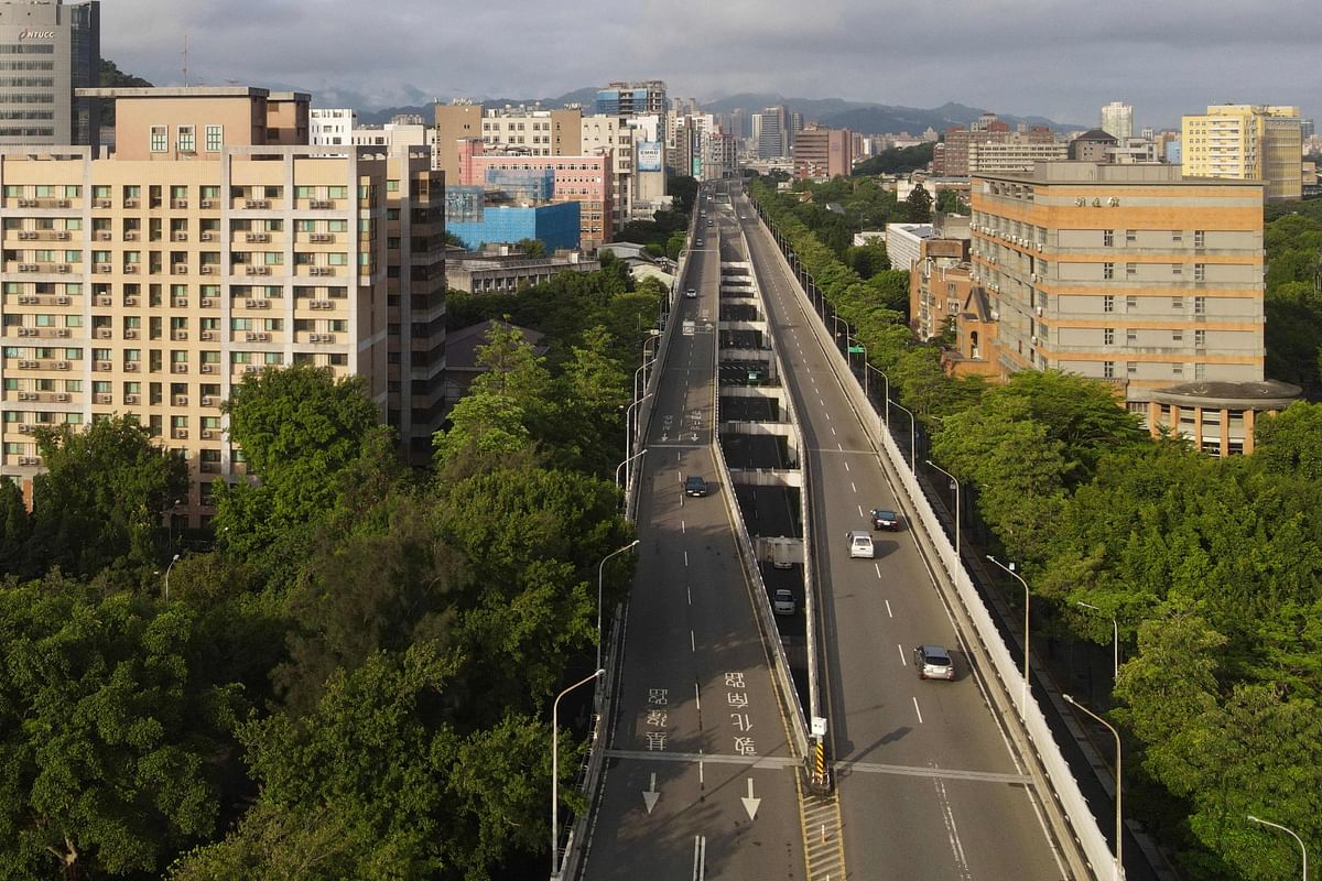 An aerial view shows near-deserted roads in Taipei on May 25, 2021, after Taiwan on May 19 raised its coronavirus alert level following a widening outbreak. Credit: AFP Photo