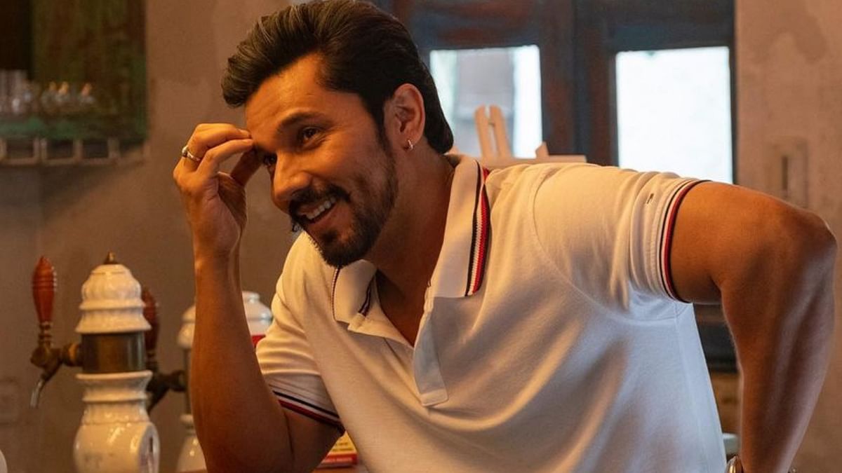 Bollywood actor Randeep Hooda was stripped of his role as the ambassador of Convention for the Conservation of Migratory Species of Wild Animals (CMS), United Nation's environmental treaty after his his derogatory comments against Bahujan Samaj Party chief Mayawati. Hooda’s nine-year-old video of him making a