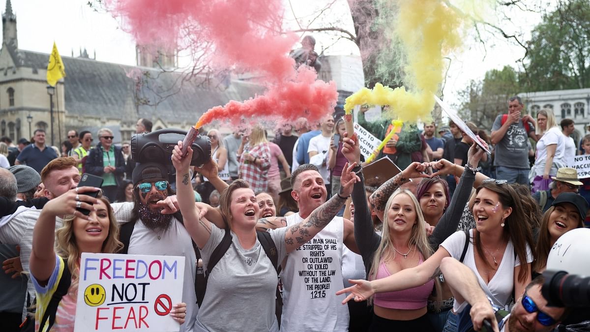 Demonstrators participate in an anti-lockdown and anti-vaccine protest, amid the spread of the coronavirus disease (Covid-19), in London, Britain.