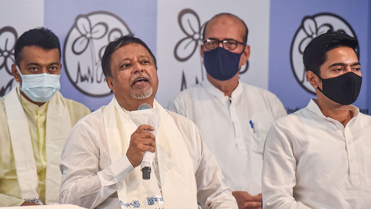 In a blow to the saffron brigade, senior BJP leader Mukul Roy along with son Subranshu rejoined the TMC on June 11.
