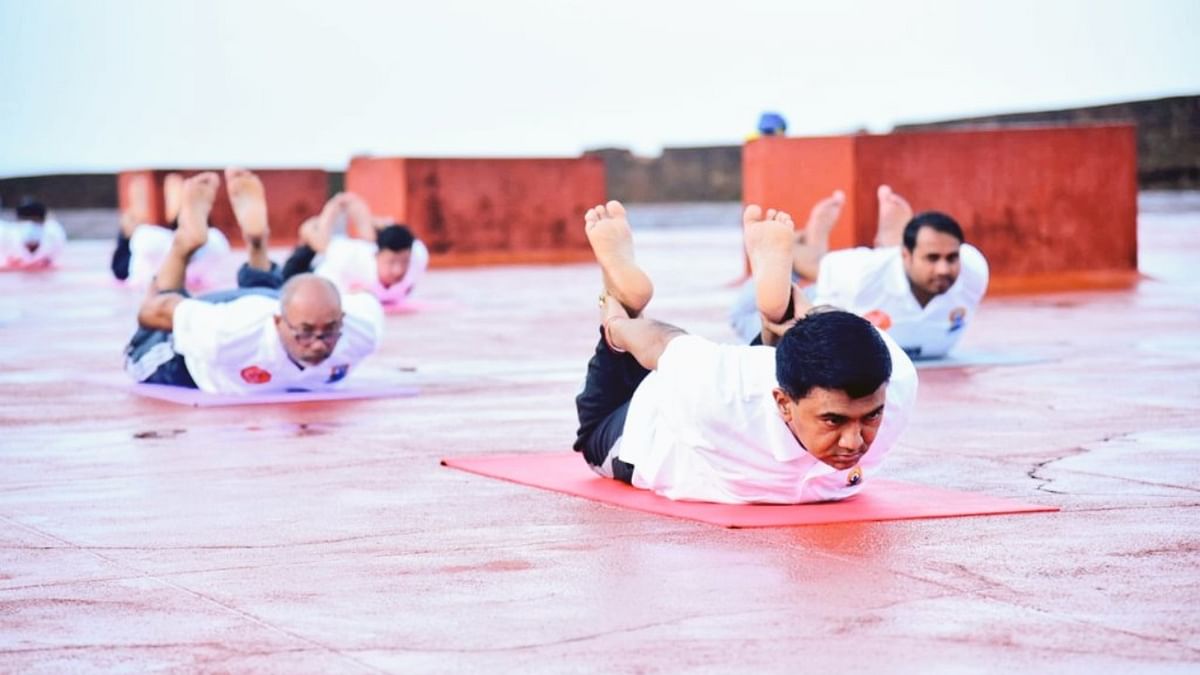 Goa Chief Minister Pramod Sawant also took part in the celebrations and performed performed yoga exercises at Aguada Fort. Credit: Twitter/@DrPramodPSawant
