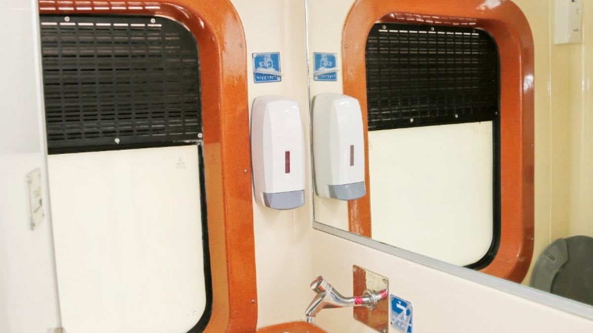 The new vistadome coaches of Indian Railways will definitely give passengers an unforgettable travel experience