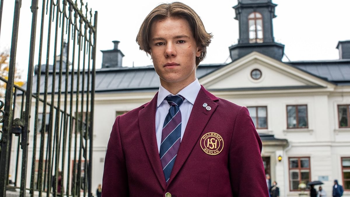 'Young Royals': Prince Wilhelm adjusts to life at his prestigious new boarding school, Hillerska, but following his heart proves more challenging than anticipated.