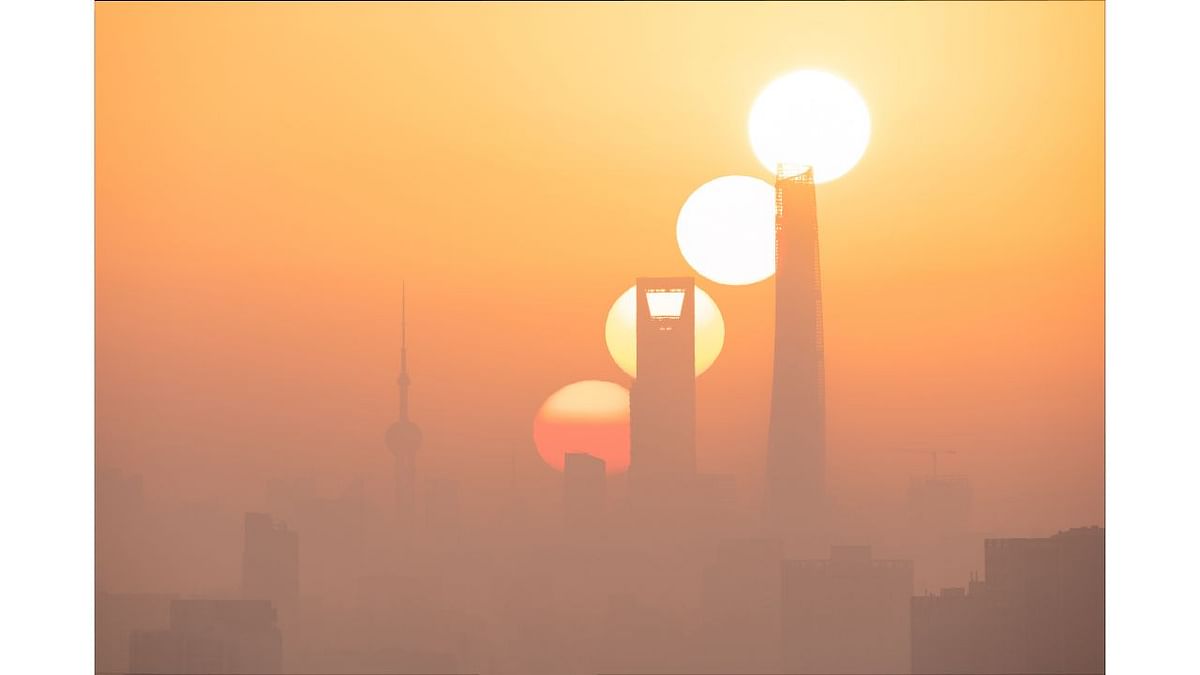 Sunrise of the Magic City. Credit: Jiajun Hua (China)