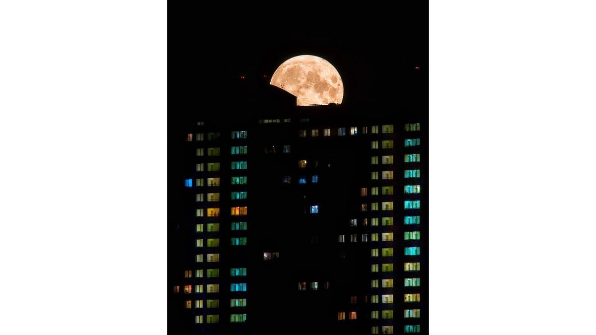 The Full Moon in Moscow. Credit: Anna Kaunis (Russia)