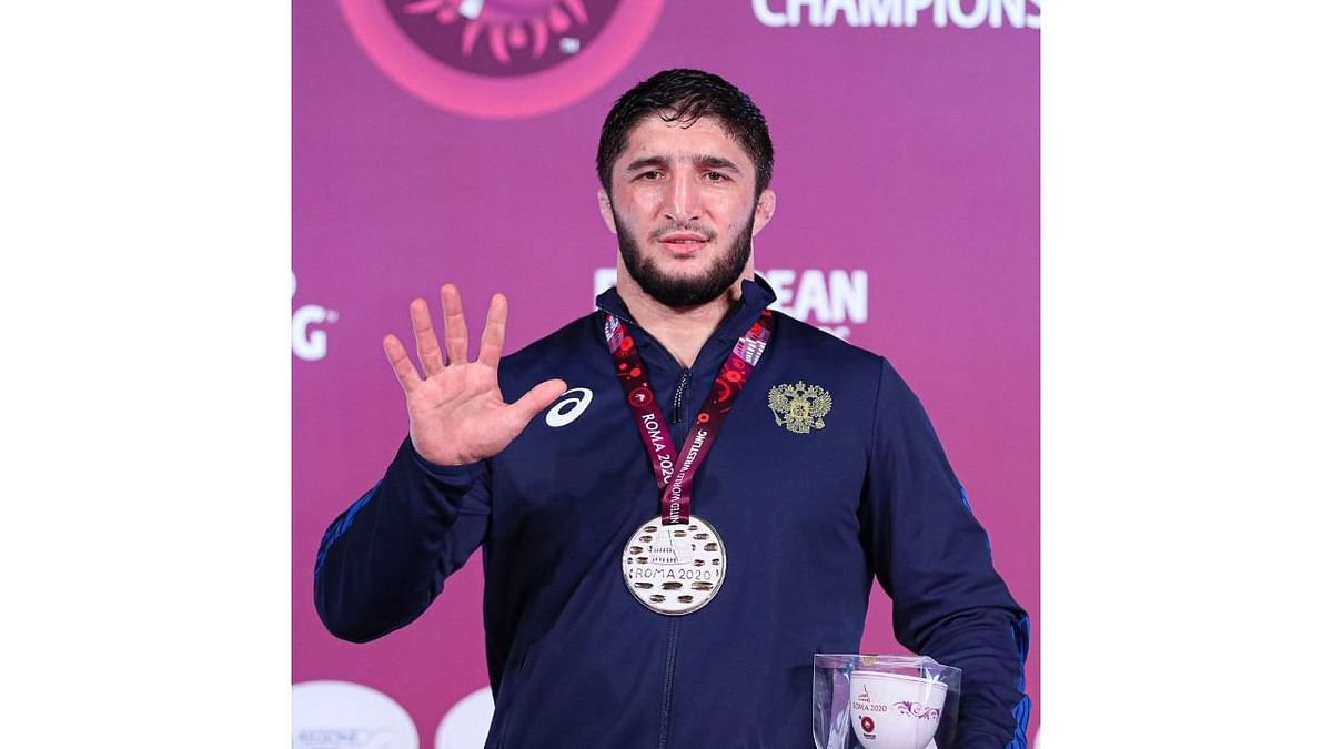 Russia’s Abdulrashid Sadulaev will headline Tokyo 2020 as a returning Olympic gold medalist, after bagging the gold at 86-kg in Rio. Now competing at 97-kg, his fiercest rival will be defending Olympic champion Kyle Snyder of the United States. Nicknamed the