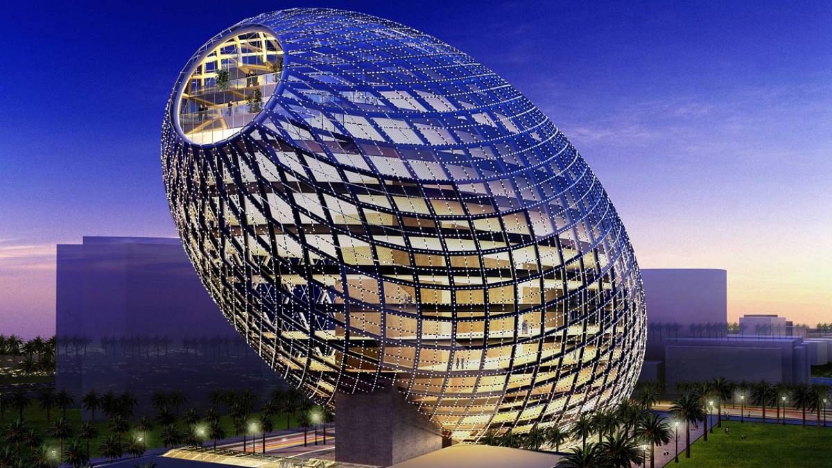 Cybertecture Egg, Mumbai: Developed by James Law Cybertecture and Ove Arup, the egg-shaped Cybertecture is a 13-storey building spread over 33,000 sq m office. The structure uses a diagrid exoskeleton that forms a rigid structural system, giving it high space flexibility and column-free floor plates. Credit: worldarchitecture.org