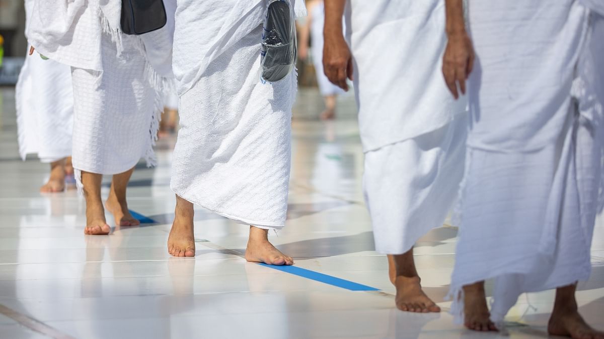 Hajj 2021: Fully vaccinated pilgrims take the holy pilgrimage