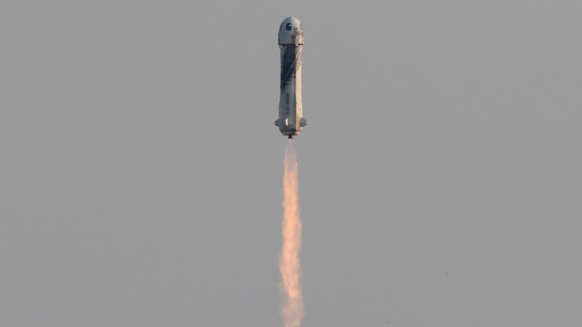 Earlier, the New Shepard capsule reached at an altitude of 66.5 miles (107 kilometers), allowing the passengers to experience weightlessness while admiring the curve of the Earth. Credit: Reuters Photo