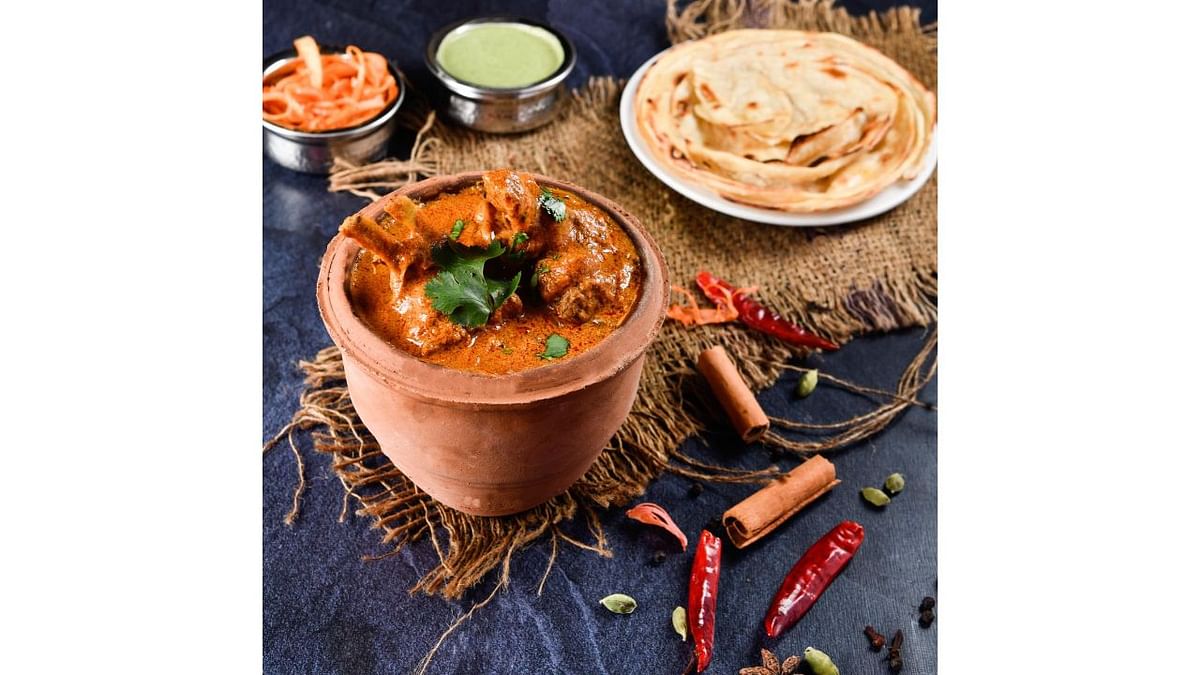 Handi Gosht -Delicate and flavoursome mutton pieces in a delightfully special, rich and silky khorma gravy served in an exquisite Handi. Credit: Special Arrangement