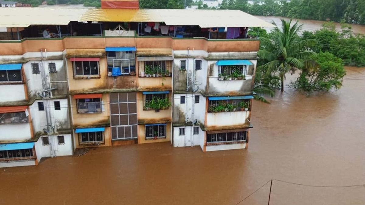 Chiplun, Khed and some other towns in Maharashtra's Ratnagiri were inundated following heavy rains, with inclement weather and incessant downpour creating difficulties for the government agencies to carry out rescue operations in this district located in the Konkan region. Credit: Special Arrangement