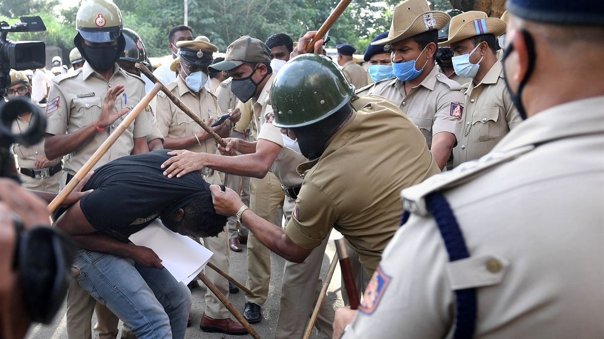 Police resorted to lathi charge to take control of the situation and disperse the gathered demonstrators. Credit: PTI Photo