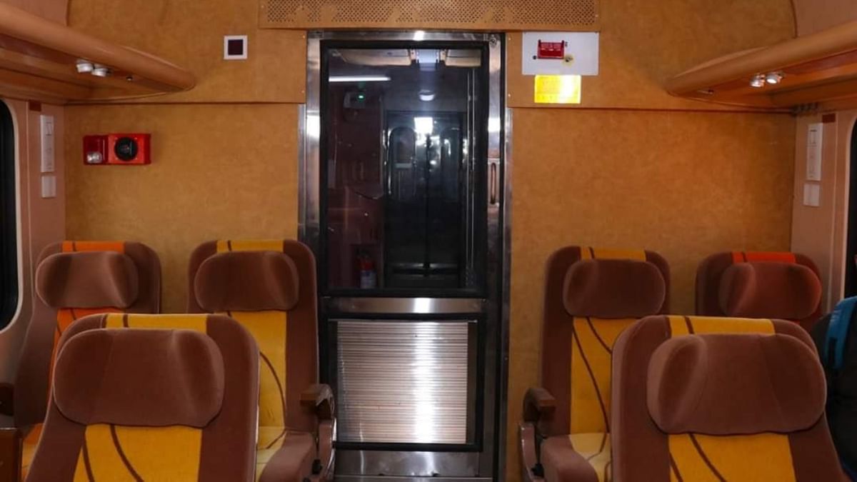 New Delhi-Lucknow Tejas express was launched in October 2019, while Ahmedabad-Mumbai route was started in January 2020. Credit: Twitter/@RailMinIndia