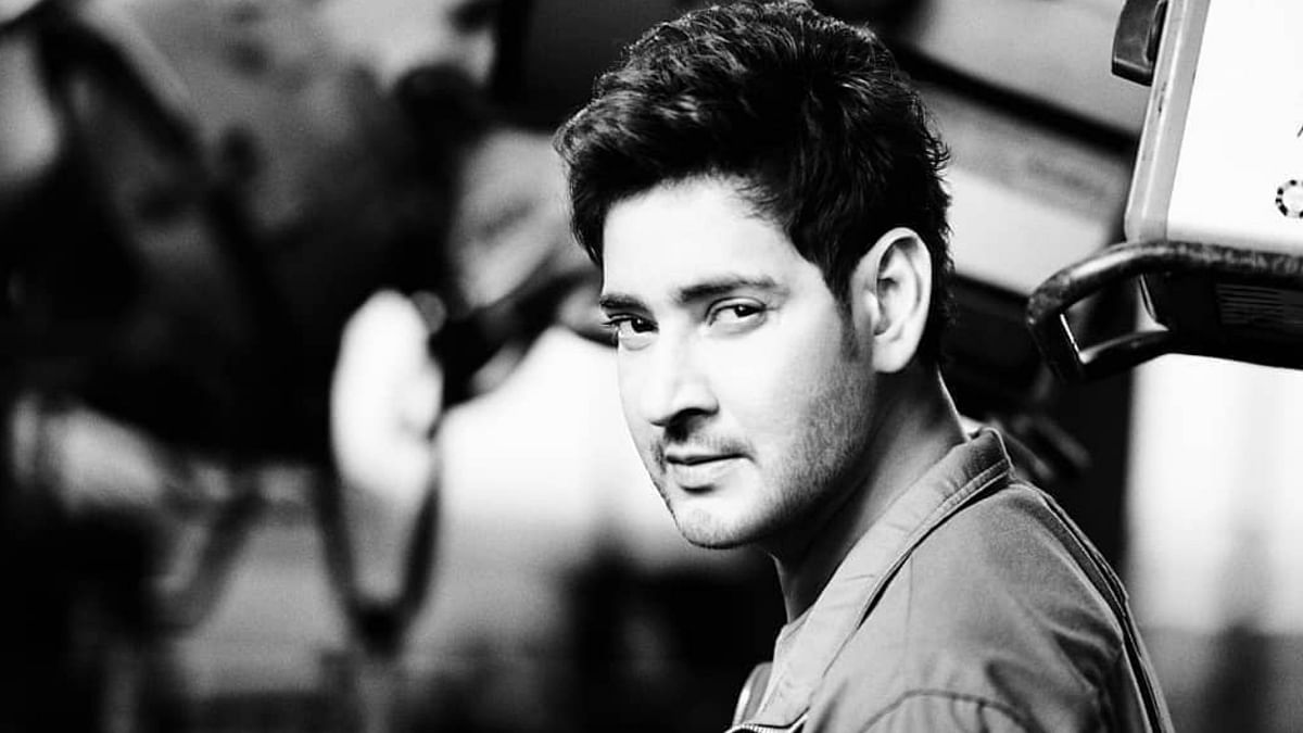 Mahesh Babu strictly adheres by traffic rules. He often asks his fans “Where is the helmet?” when they bump into him on road. Credit: Instagram/urstrulymahesh