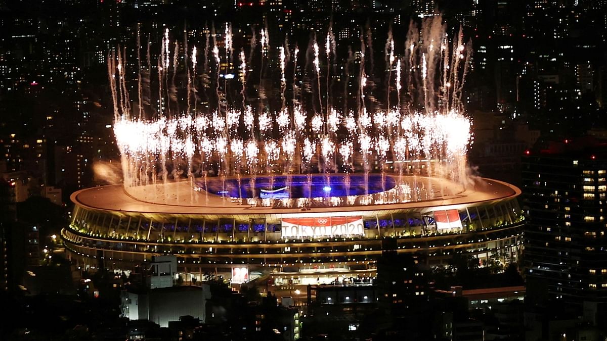 Spectacular fireworks mark end of Olympic Games Tokyo 2020; Check out pics!