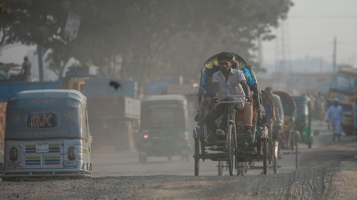 Bangladesh tops the list of most polluted country in the world. It has an average PM2.5 concentration of 83.30. Credit: AFP Photo