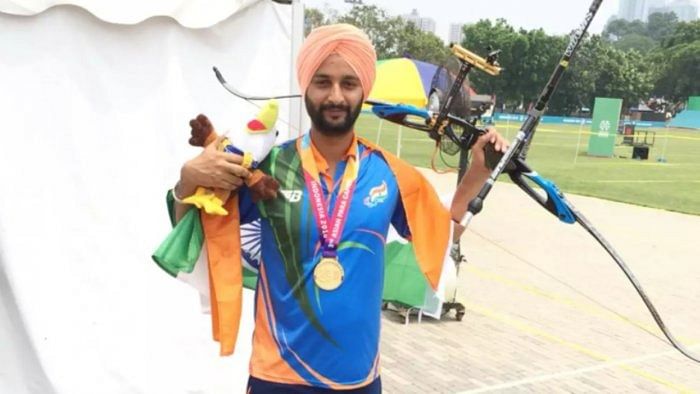 Harvinder Singh, with his bronze win, became the first Indian to win a Paralympics medal in archery. Credit: Twitter/@Tokyo2020hi