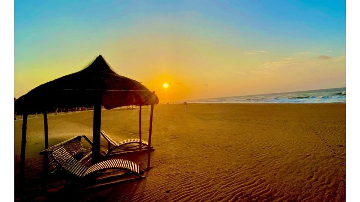 Golden Beach aka Puri Beach is popular with pilgrims who come to visit the Lord Jagannath temple located nearby. Credit: Twitter/@PBNS_India