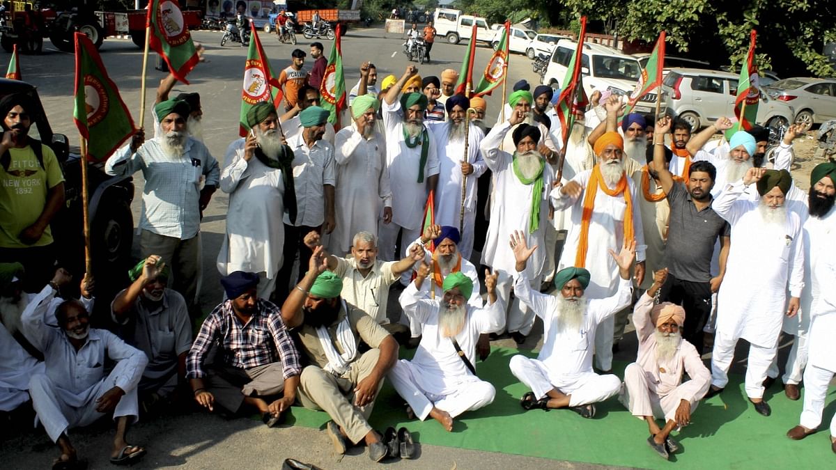 The Samyukt Kisan Morcha on Thursday appealed to the people of the country to join the Bharat Bandh on September 27 against the Centre's three contentious farm laws. Credit: PTI Photo