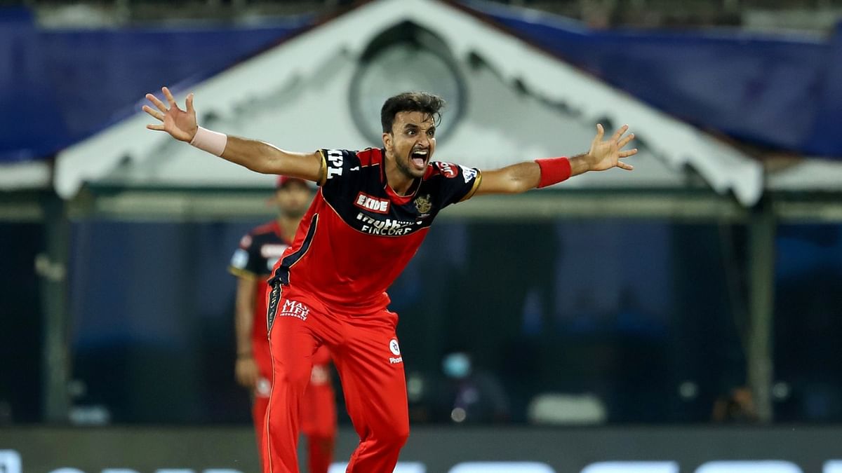 Rank 1 | Harshal Patel (Royal Challengers Bangalore) | Wickets: 32 | Matches: 15 | Economy Rate: 8.58 | Credit: PTI Photo
