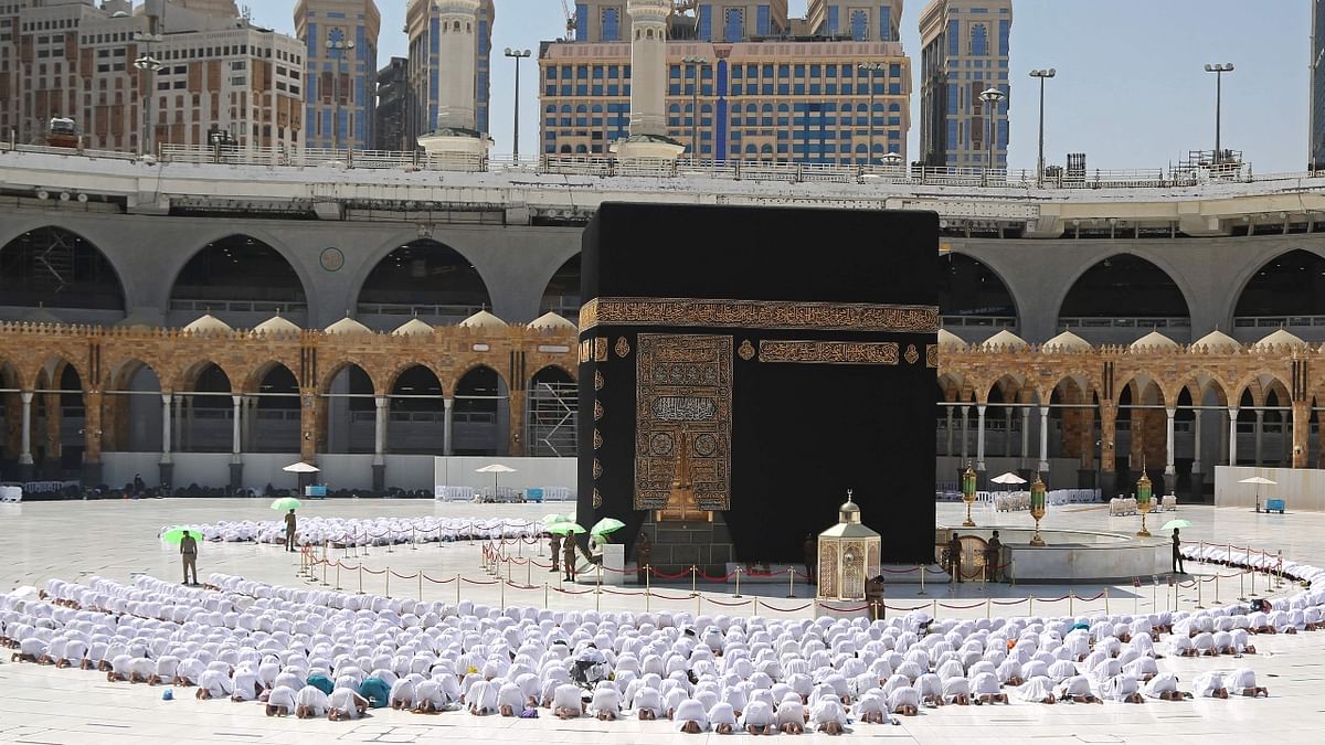The Grand Mosque in the Muslim holy city of Mecca in Saudi Arabia operated at full capacity on October 17, with worshippers praying shoulder-to-shoulder for the first time since the coronavirus pandemic began. Credit: AFP Photo
