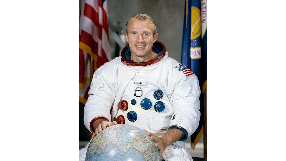 Vance D. Brand ventured into the space at the age of 59 in 1990. Credit: Wikimedia Commons