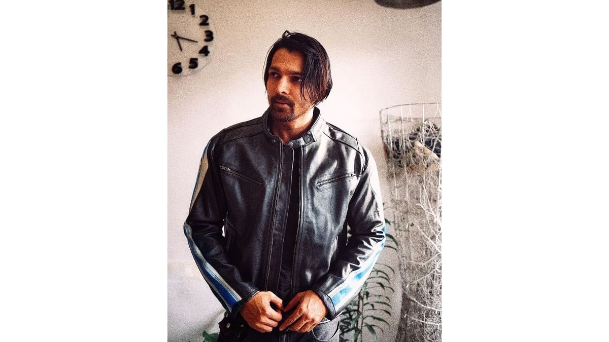 Harshvardhan Rane – Between 2002 to 2004, Harshavardhan took up several odd jobs to continue his Bollywood dream. He worked as a waiter at a plush hotel in Mumbai to make his ends meet. Credit: Instagram/harshvardhanrane