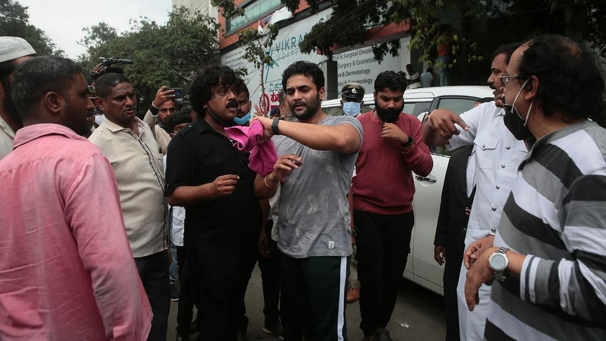 Well-wishers and friends from the film fraternity were also seen arriving at the hospital to be with the family in this hour of grief. Credit: Pallav Paliwal