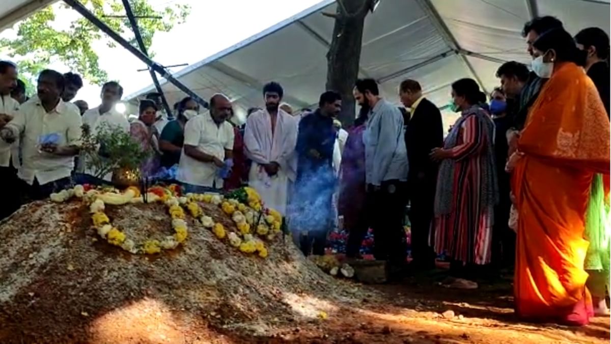 Puneeth Rajkumar's was laid to rest at the Kanteerava Studio in Bengaluru, next to his father and mother, with full state honours on Sunday morning. Credit: DH Photo