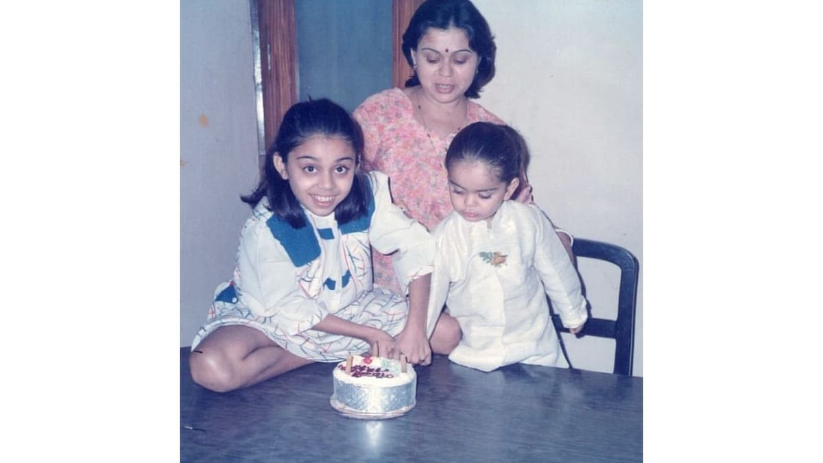 In this photo, young Virat is seen celebrating his birthday with his sister and mother. Credit: Instagram/virat.kohli.forever___