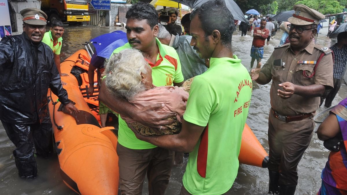 The state government requested the National Disaster Response Force (NDRF) for assistance and it has deployed four teams to help them in carrying out rescue operations. Credit: PTI Photo