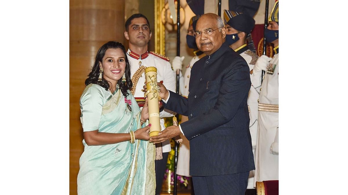 President Ram Nath Kovind presents the Padma Shri award to hockey player Rani Rampal, during the Civil Investiture Ceremony-I, at Rashtrapati Bhawan in New Delhi. Credit: PIB