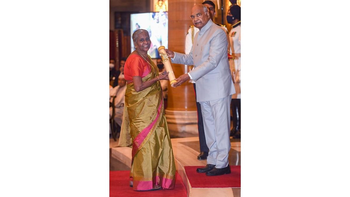 President Ram Nath Kovind presents the Padma Shri award to O M Nambiar (Posthumous), during a ceremony at Rashtrapati Bhawan, in New Delhi. Credit: Twitter/@rashtrapatibhvn