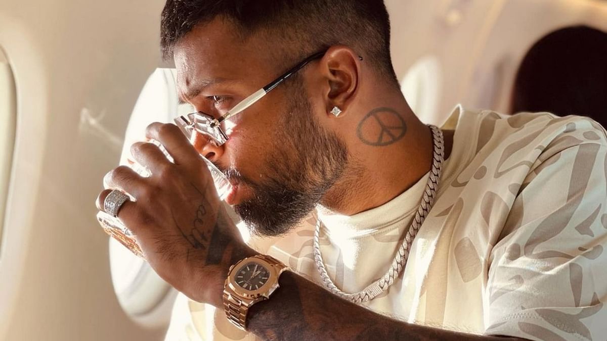 Hardik Pandya wearing Patek Philippe Nautilus worth 1.3 crore. Credit: Instagram/hardikpandya93