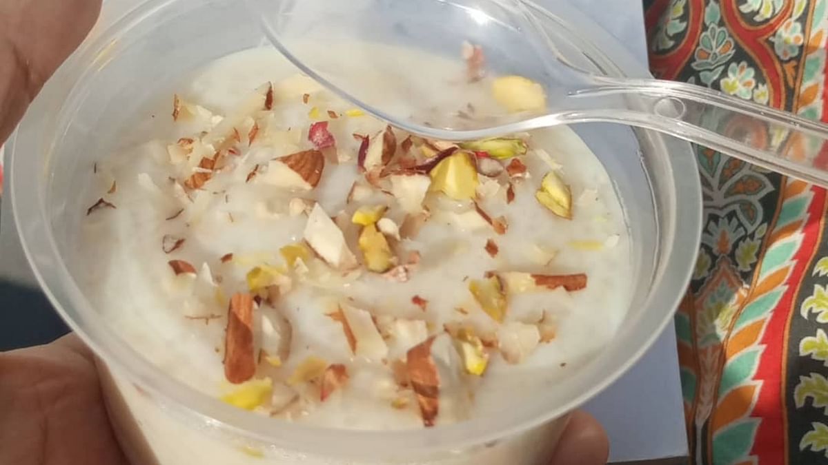 Kheer: Kheer at gurdwaras is obviously different from what you get to see at other places. This sweetened saffron-coloured pudding is made with milk, sugar and rice. Credit: Instagram/ashdiaries2021