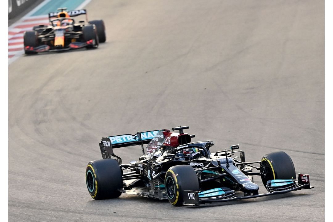 Hamilton looked set to win a record-breaking eighth drivers’ championship as he led Verstappen by 11 seconds with six laps remaining in their winner-takes-all finale, which they started tied on points. Credit: AFP Photo