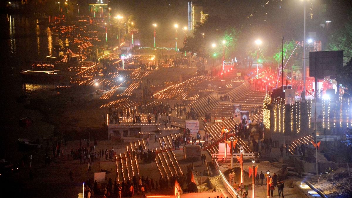 An unexpectedly huge crowd had converged on the Ghats to see the Prime Minister at the Ganga Aarti. Credit: PTI Photo