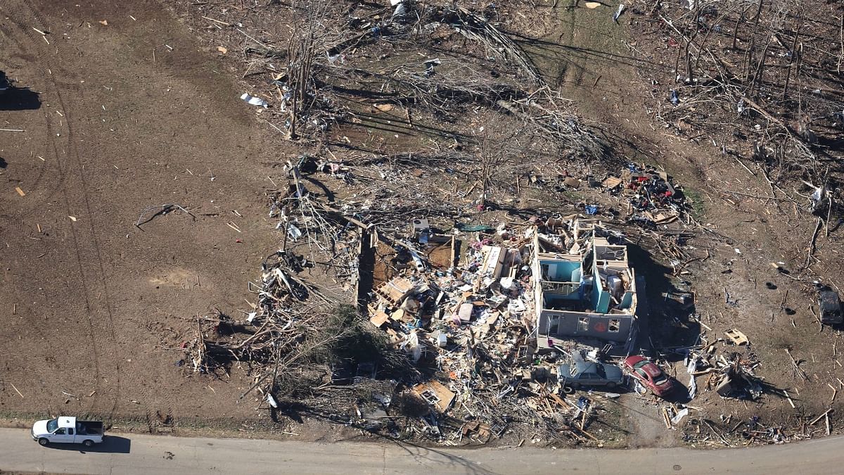 Hundreds of people in Kentucky remain unaccounted for, and