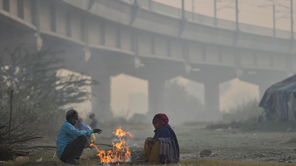 The Safdarjung Observatory, which provides representative data for Delhi, recorded a minimum temperature of 4.6 degrees Celsius, three notches below normal and the lowest this season so far. The weather station at Lodhi Road recorded a low of 3.6 degrees Celsius. Credit: PTI Photo