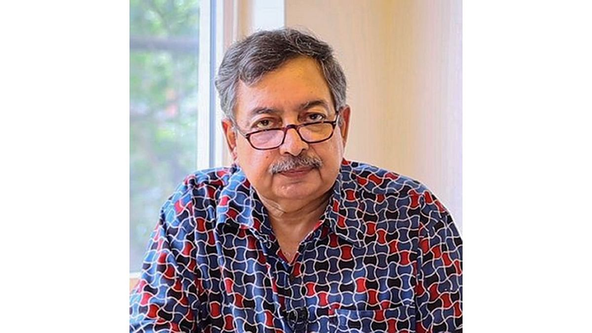 Vinod Dua, pioneer journalist and a walking encyclopaedia on India's culinary secrets, passed away on December 4, months after he lost his wife, the well-known radiologist Padmavati 'Chinna' Dua, during the peak of the pandemic. Credit: PTI Photo