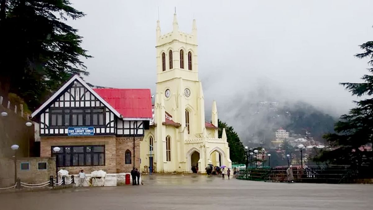 Second oldest church in Northern India, Shimla Christ Church, is located in Shimla. This church is widely famous for its spectacular architecture that attracts everyone’s eye. With several lightings and stunning decorations, the church looks spellbinding during Christmas. Credit: Shimla Tourism