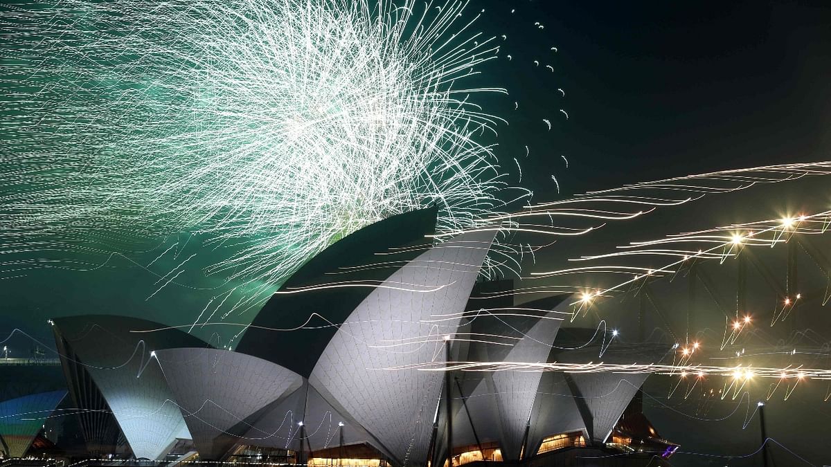 Australia is known for welcoming the New Year by lighting up the sky with amazing fireworks. Credit: AFP Photo