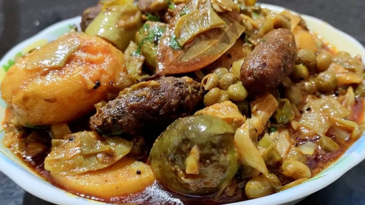 Undhiyu: A medley of vegetables cooked in an array of freshly-prepared spices, this signature dish from Ahmedabad is a must cook for Makar Sankranti. Credit: Instagram/eat._with_love