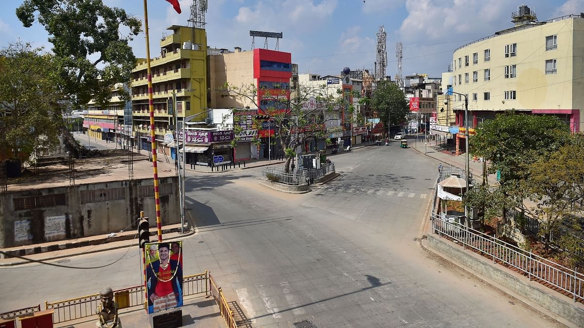 Karnataka turned into a 'ghost town' during weekend curfew; See pics!