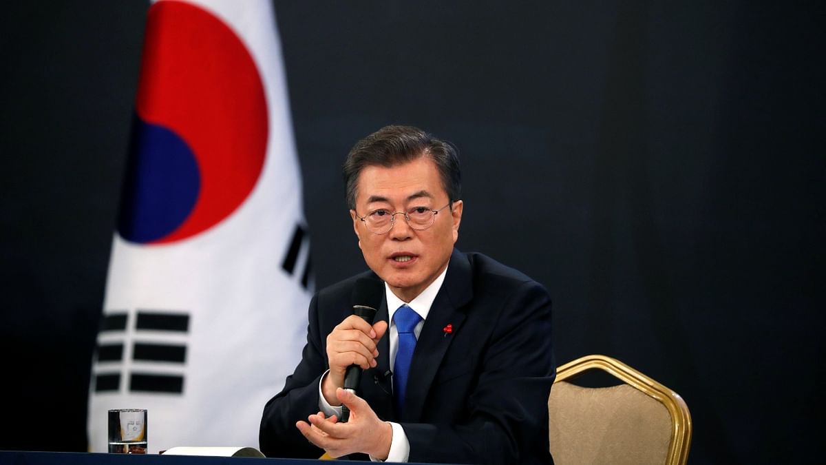 In 2020, Korea ranked 10th with an estimated GDP of about 1638.26 billion US dollars. Credit: Reuters Photo