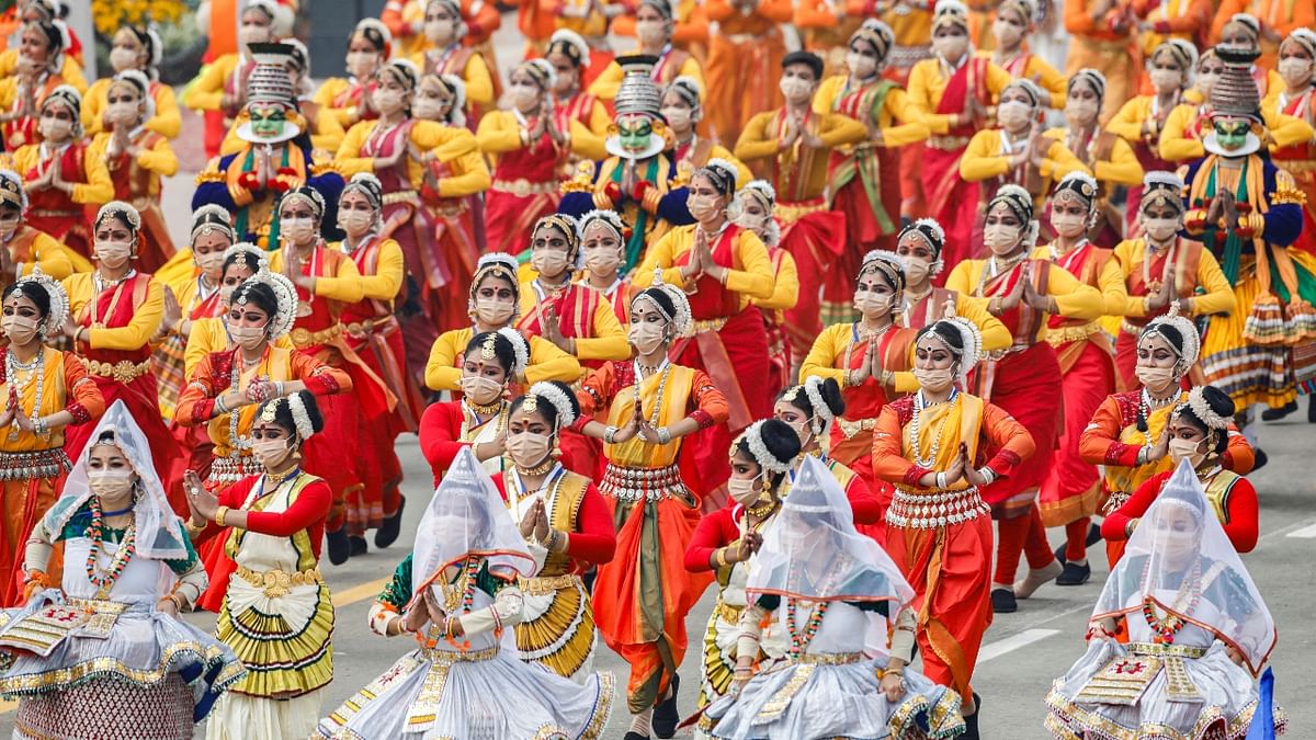 Classical dancers perform during the Republic Day parade in New Delhi. Credit: Reuters Photo