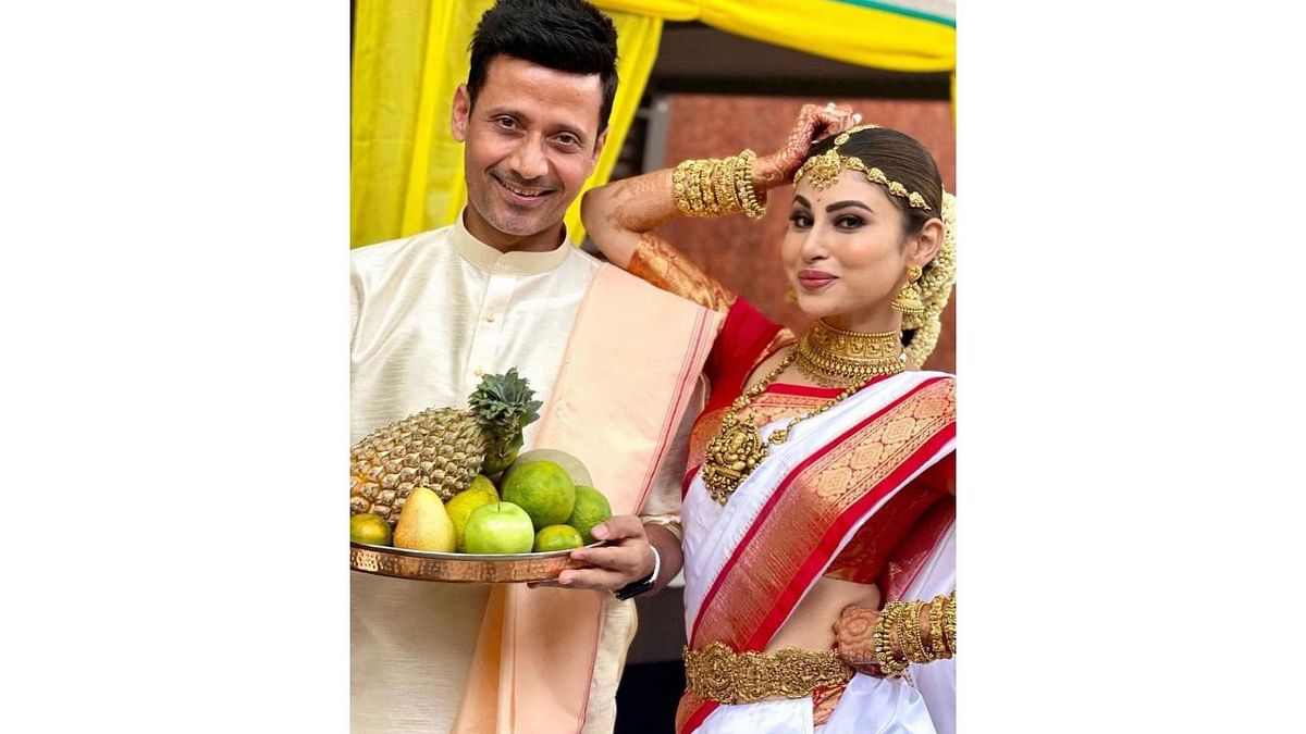 Meet Bros singer Manmeet Singh with the bride. Credit: Instagram/meet_bros_manmeet