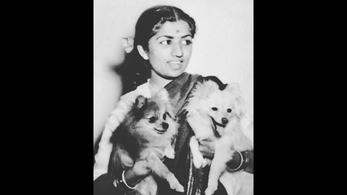 Early in her career, in the 1940s, Mangeshkar played minor roles onscreen. Credit: Instagram/@lata_mangeshkar