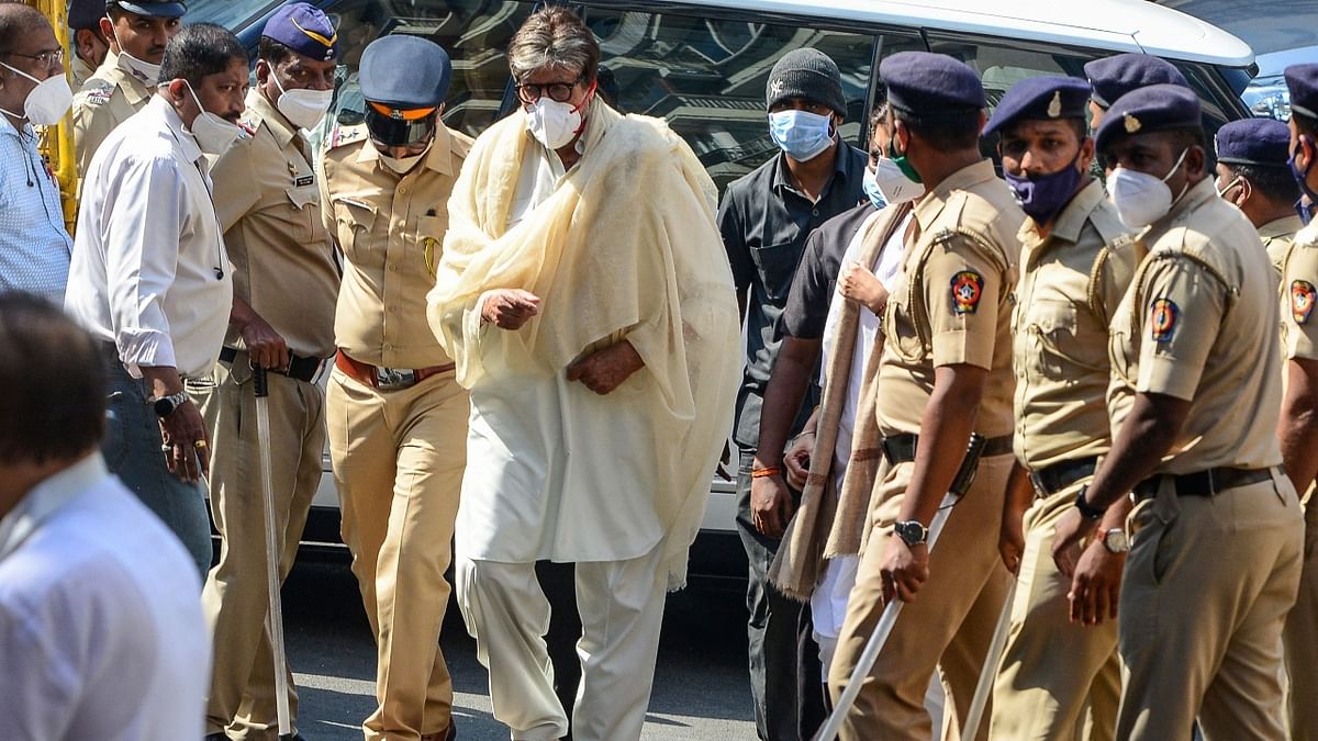 Bollywood actor Amitabh Bachchan arrives to attend the state funeral ceremony of late Bollywood singer Lata Mangeshkar who died in Mumbai. Credit: AFP Photo